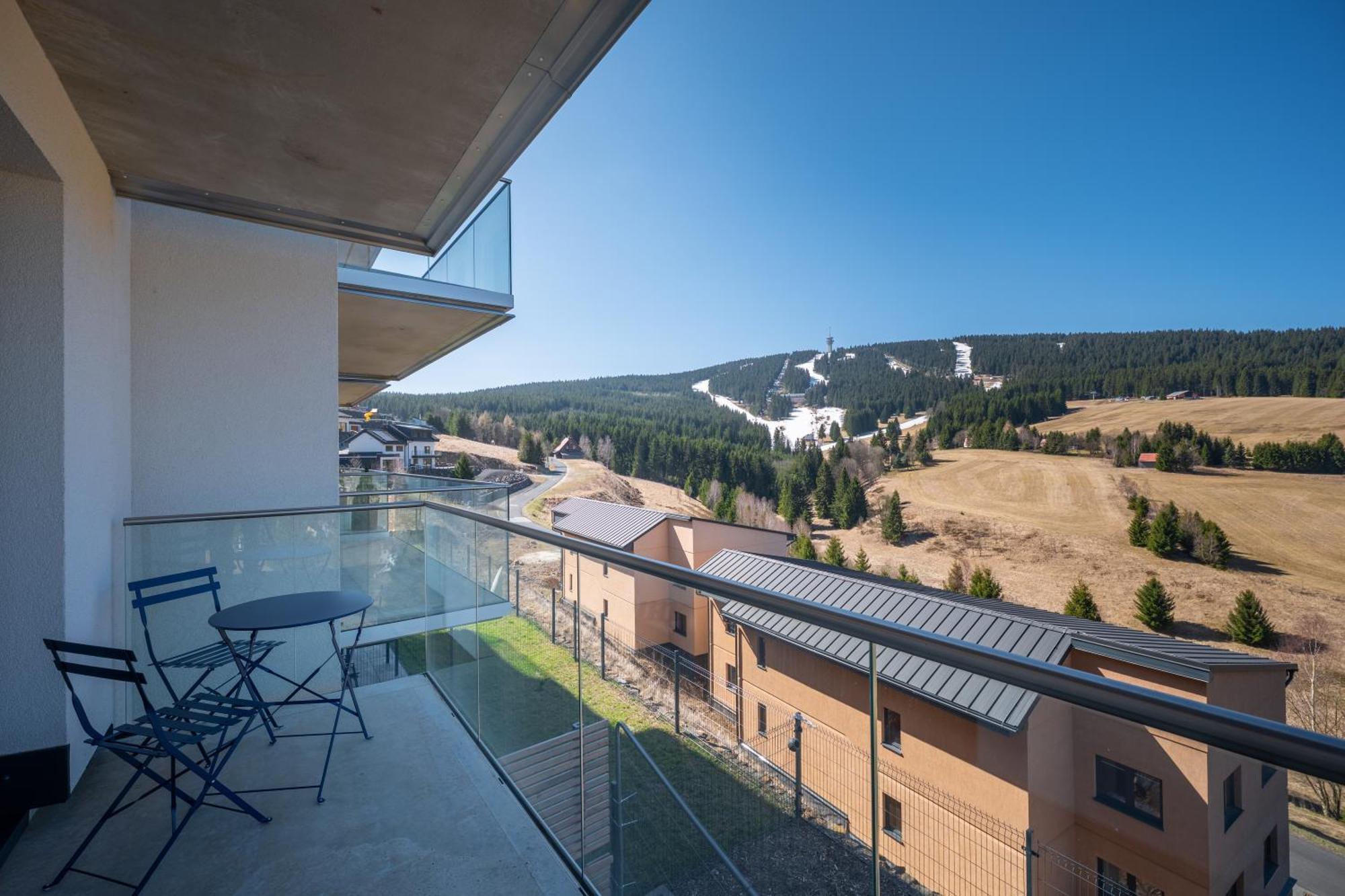 Apartmany Vista Klinovec Loučná pod Klínovcem Kültér fotó